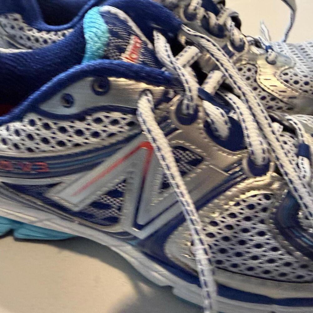 New Balance Women 7 860 V3 Running T beam white blue Sneakers W860SB3 - Picture 5 of 9